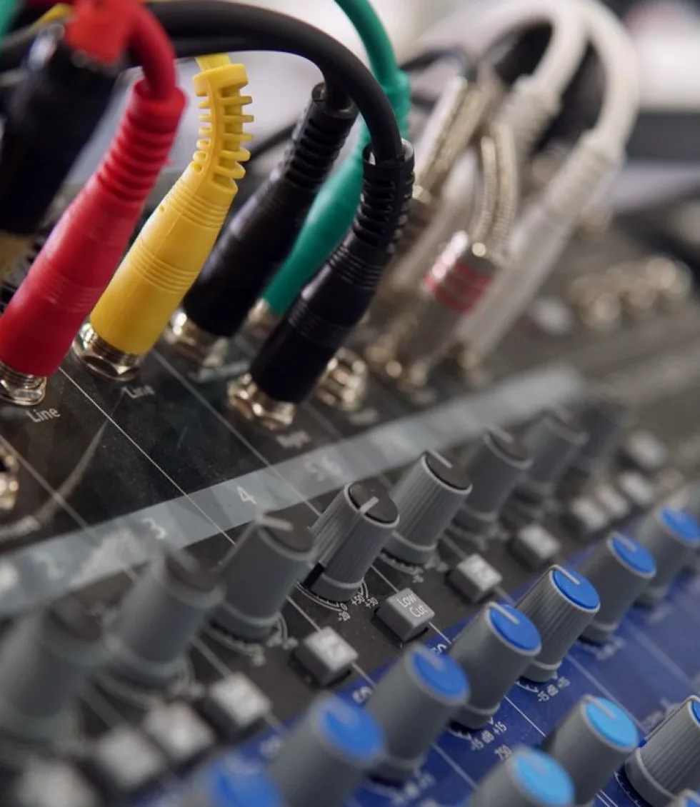 A Regional Studio Rebuilt Around Its Cable Routes
